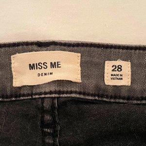 Miss Me jeans leopard print women’s size 28
